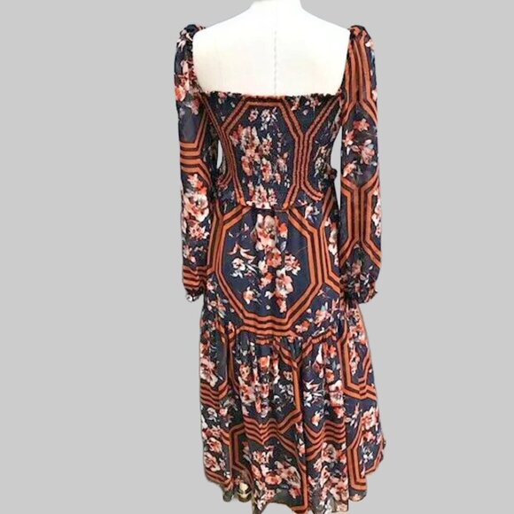 NWT EVIE ANTHROPOLOGIE NAVY FLORAL PRINT TIERED MAXI DRESS MEDIUM - Picture 2 of 7